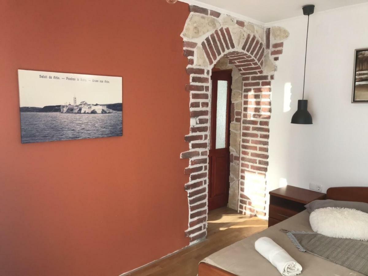 Apartment Beg Раб Экстерьер фото