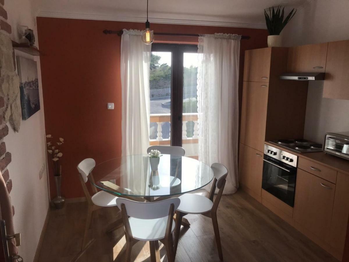 Apartment Beg Раб Экстерьер фото